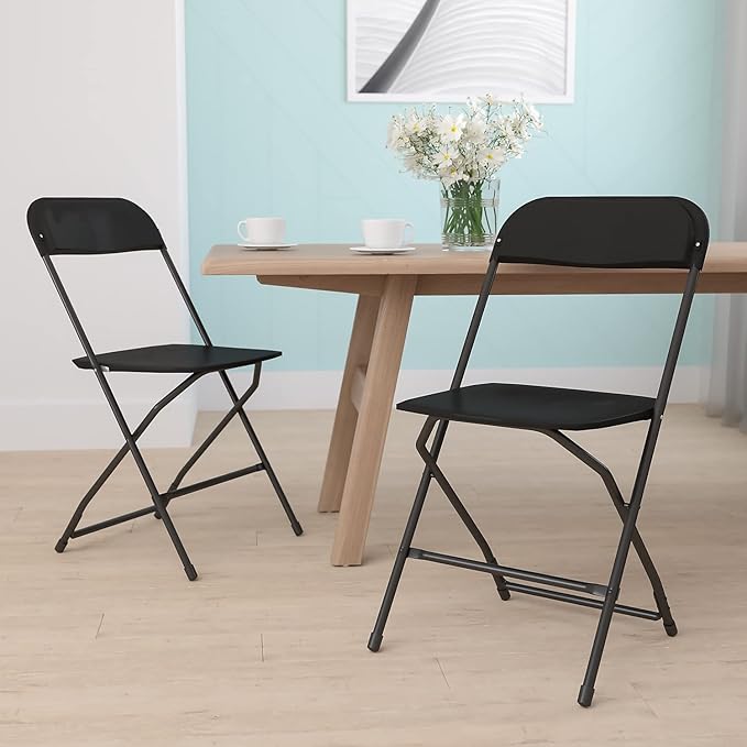 Flash Furniture Hercules Series Plastic Folding Chairs for Parties and Weddings, Stackable Commercial Event Seats with 650-lb. Static Weight Capacity, Set of 2, Black